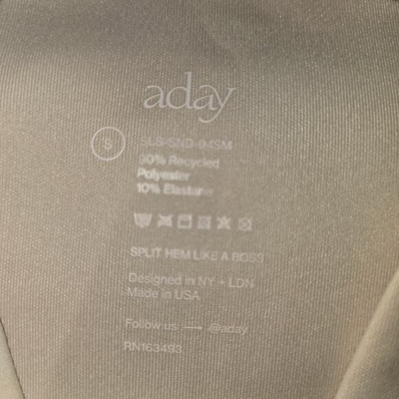 Aday Asymmetric Like a Boss Women's Pullover Shirt Mock Neck Sand Size Small EUC - Picture 4 of 5